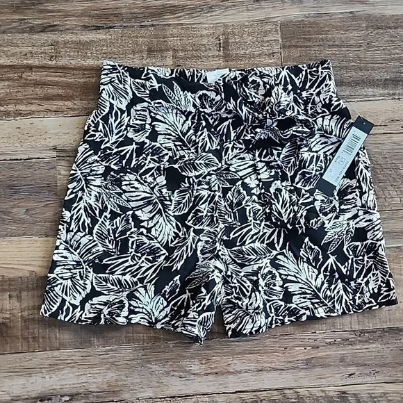 Women's Tribal Jeans Black Foral Print Shorts Sz Small - Picture 3 of 8